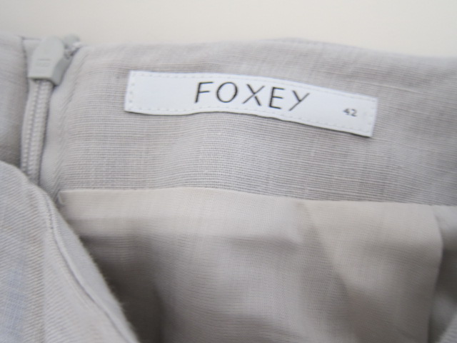 FOXEY BOUTIQUE フォクシー サイズ４２ 刺繍入り リネンスカート